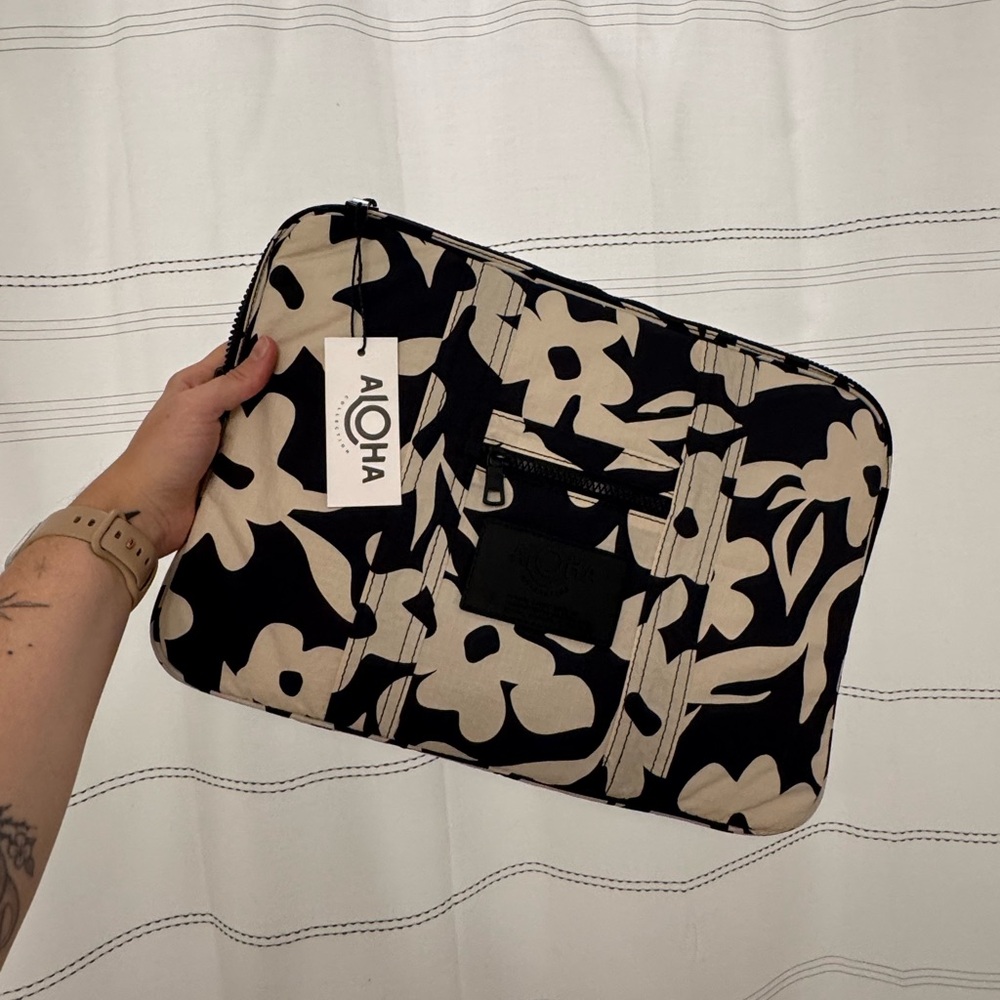 Aloha Collection Keep It Light Laptop Case